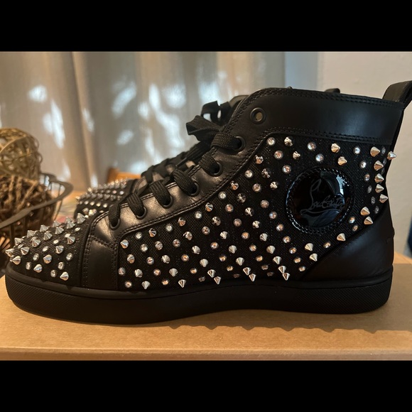 Christian Louboutin size 10.5/43.5 condition 9.5/10 - Picture 4 of 8